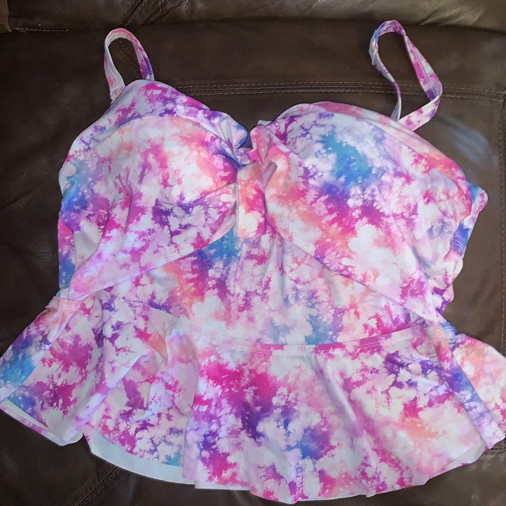 Torrid swim top size 2